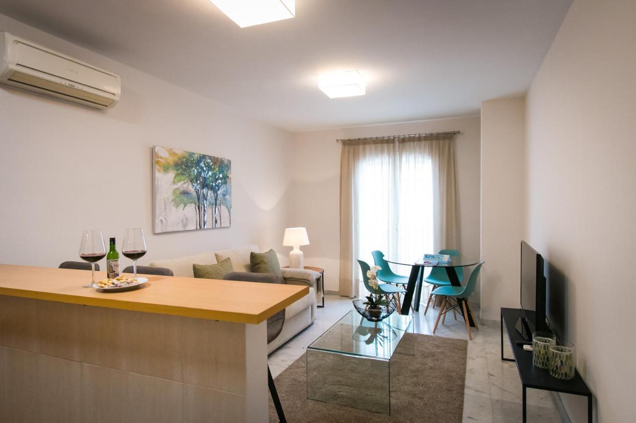 Holidays2Malaga Penia French Balcony & Smart Tv Appartement *