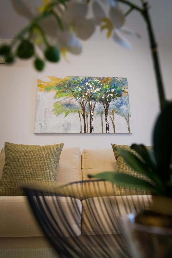 Holidays2Malaga Penia French Balcony & Smart Tv *