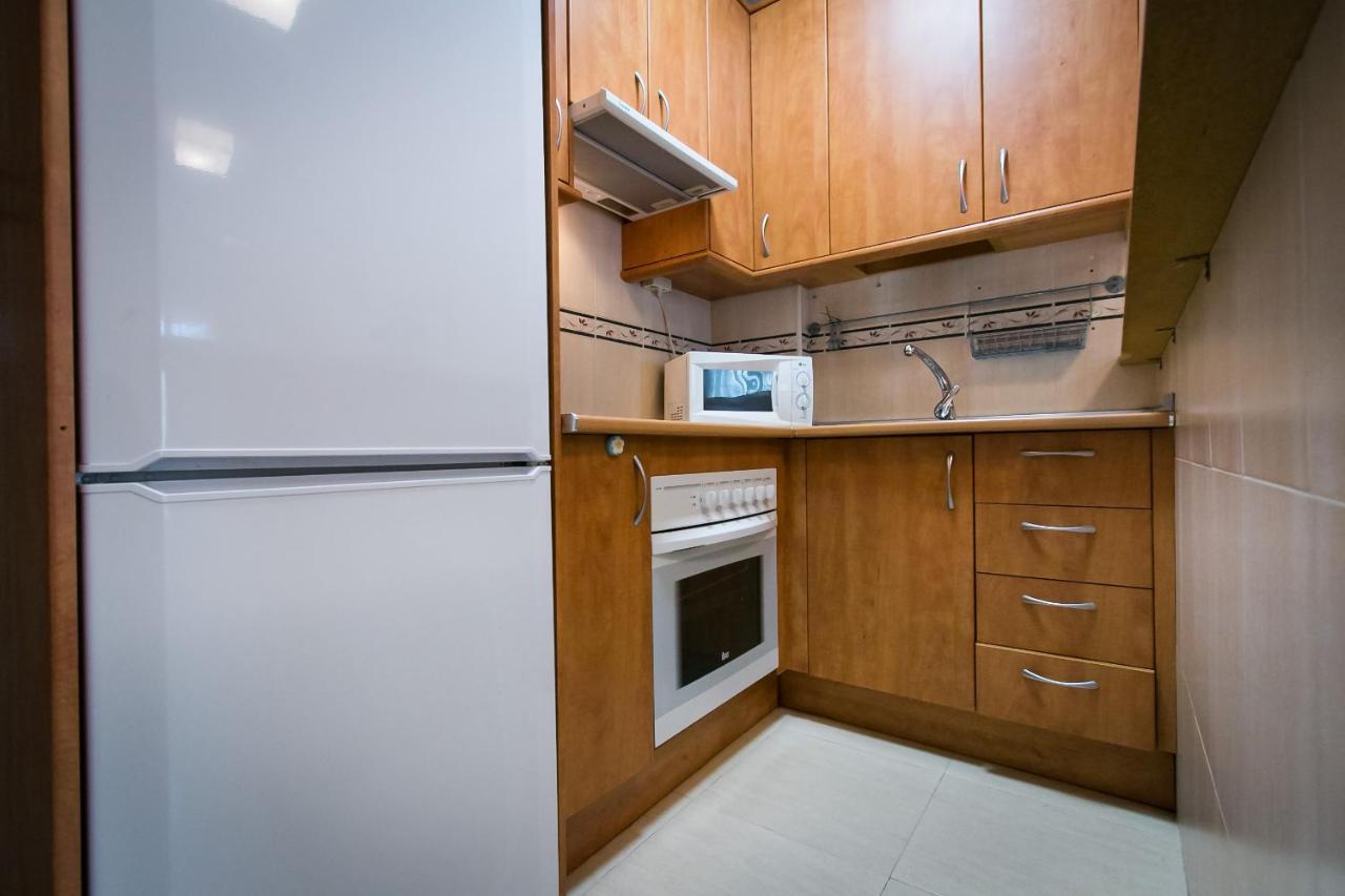 Holidays2Malaga Penia French Balcony & Smart Tv *